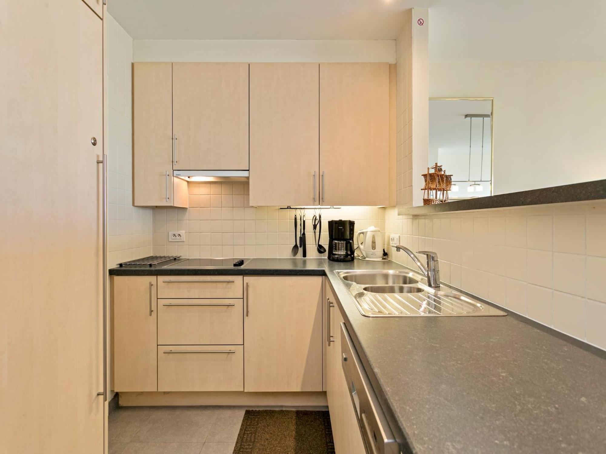 Paul Virginie In Appartement Blankenberge