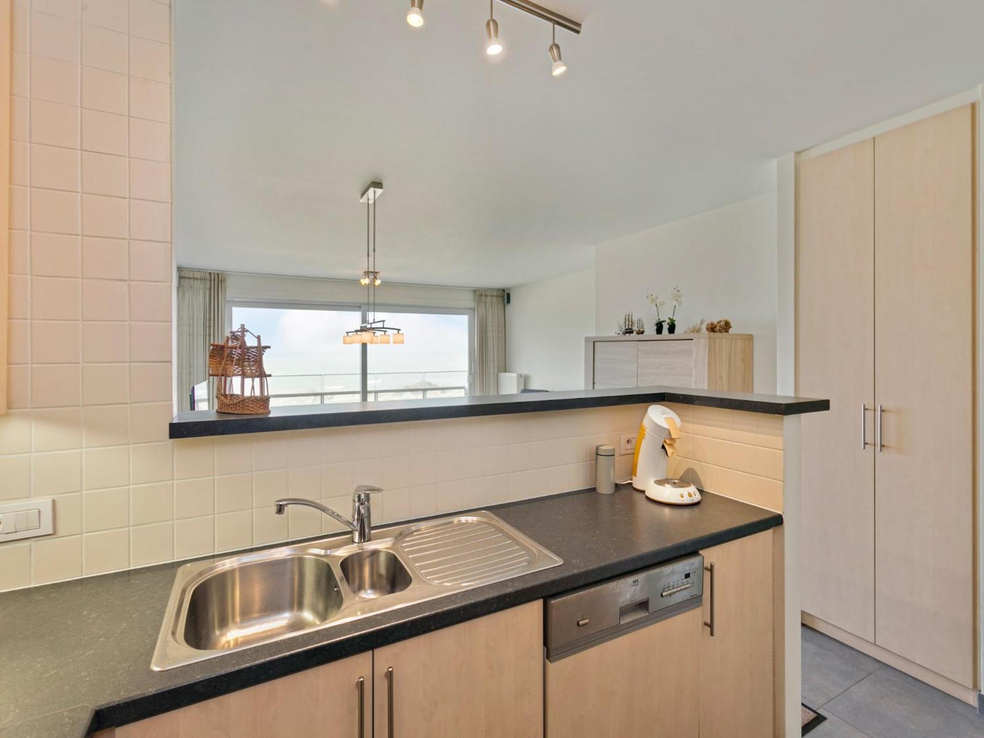 Paul Virginie In Appartement Blankenberge